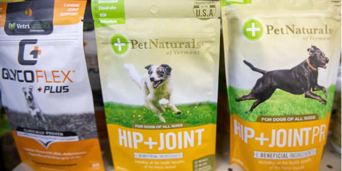 pet supplements at pet supply store